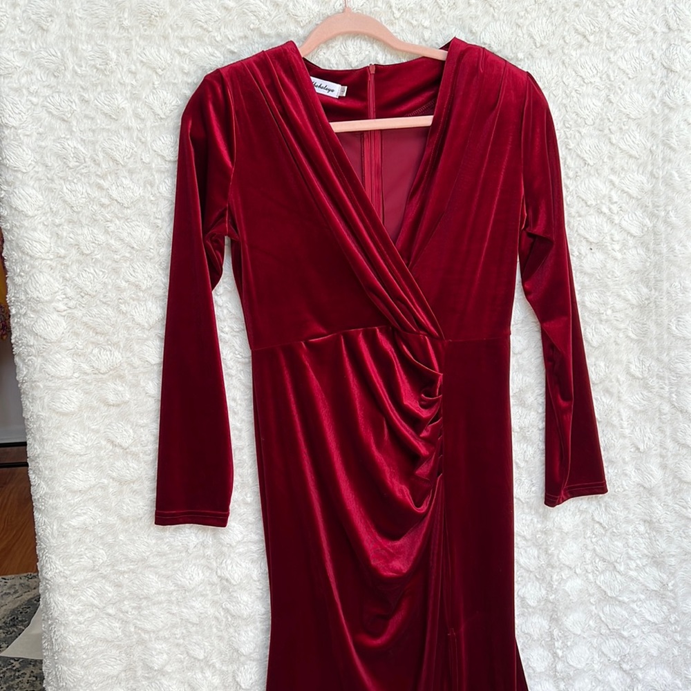 Ababalaya Long Sleeve Wrap Velvet Long Formal Dresses Cocktail Dress